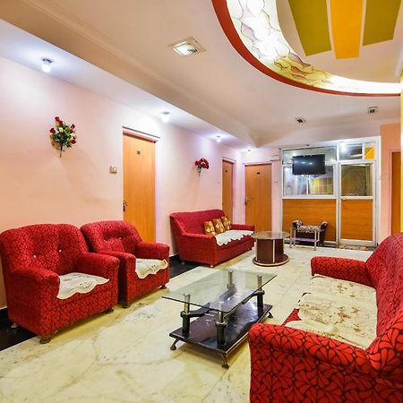 Spot On Hotel Midtown Gondia Ngoại thất bức ảnh